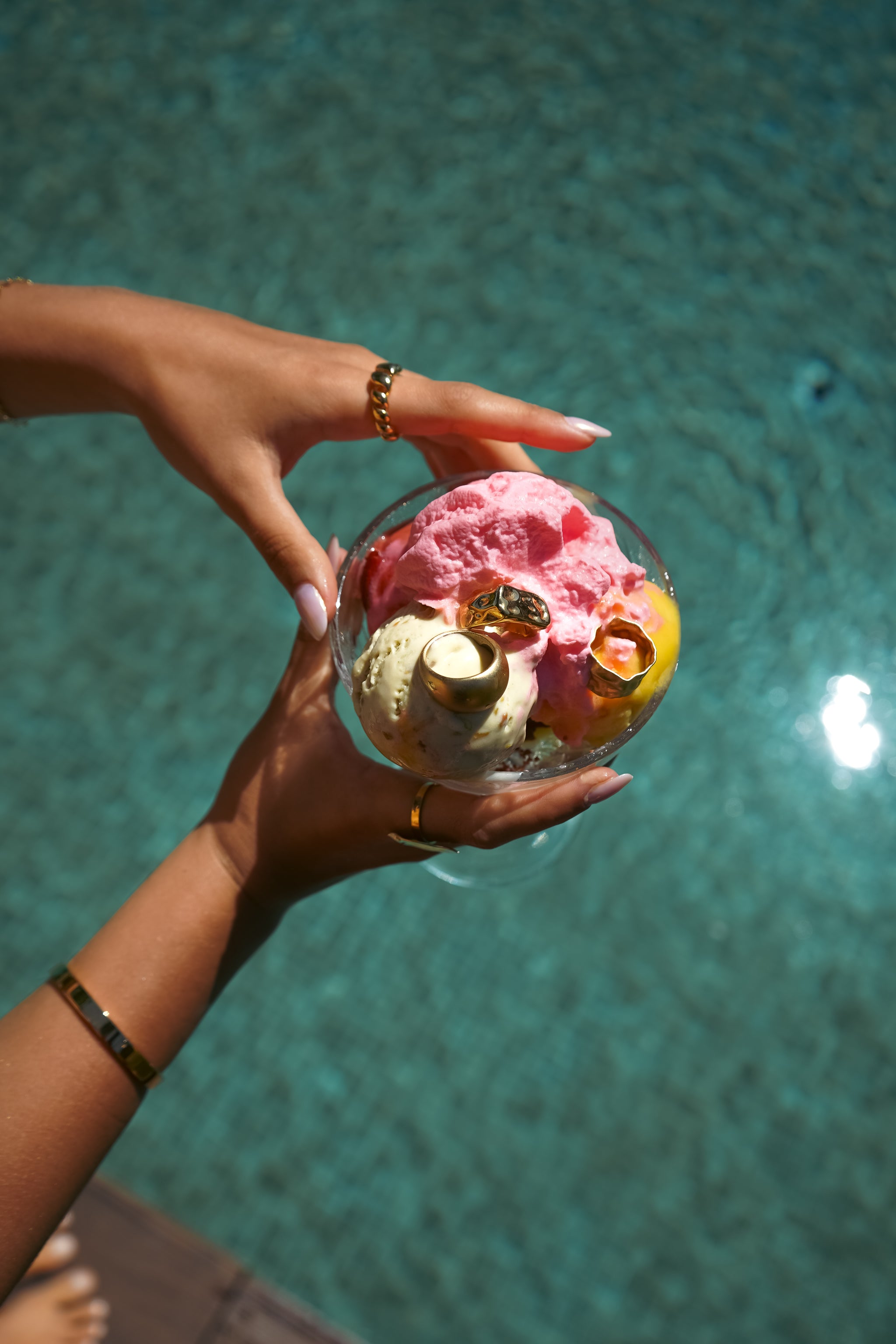 Anillo Breack con amigas