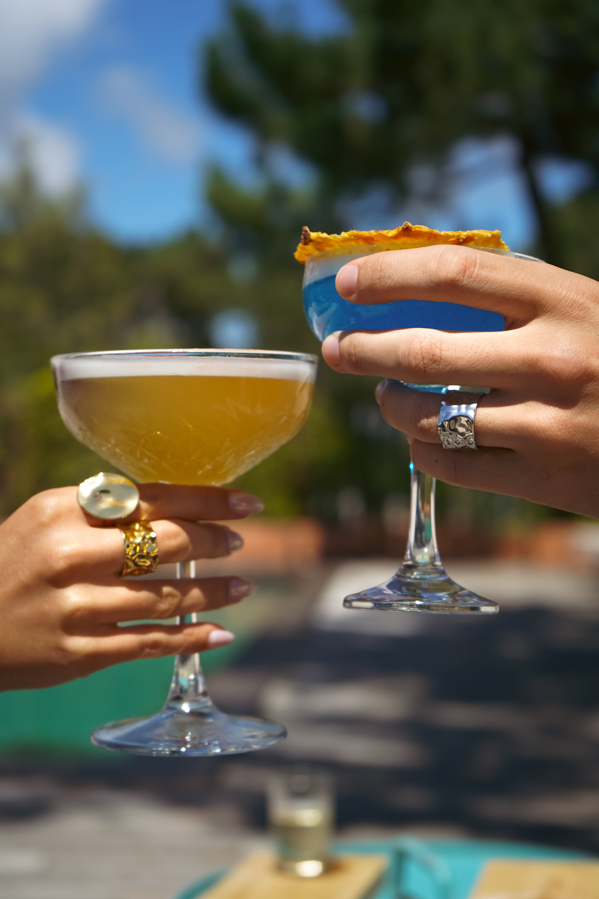 Anillo risa compartida